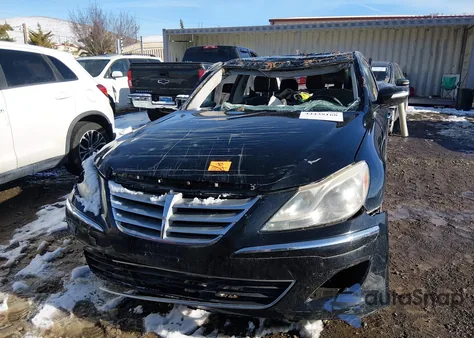 2013 Hyundai Genesis 3.8 z USA, uszkodzony, nr VIN KMHGC4DD9DU241379